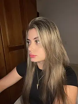 Miss valeriaa online show from May 2026 02:46:02 PM