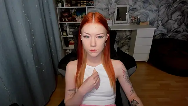 litl Mia online show from September 2025 02:17:01 PM