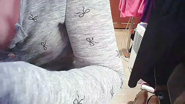 cindy01113520 online show from February 2025 02:13:02 PM