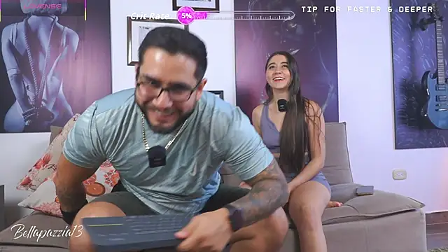 Snapshot of Bellapazzia chatting on December 2025 04:45:01 PM Bellapazzia online show from December 2025 04:45:01 PM