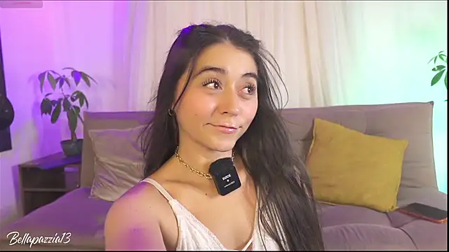Snapshot of Bellapazzia chatting on May 2026 05:07:01 PM Bellapazzia online show from May 2026 05:07:01 PM