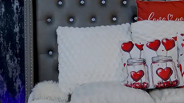 IsabelleEthan online show from February 2025 09:00:02 AM