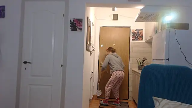 simyhvn online show from February 2025 05:10:01 AM