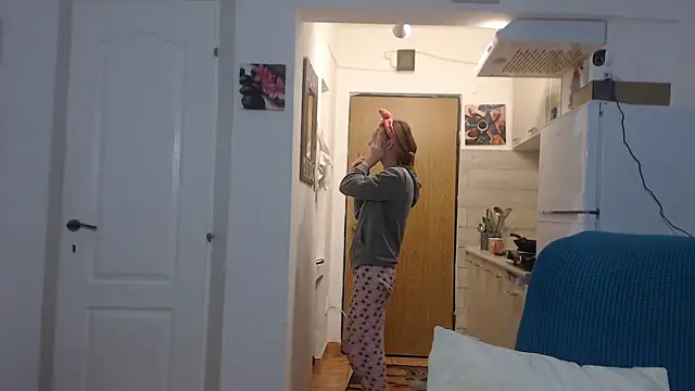 simyhvn online show from February 2025 05:09:02 AM