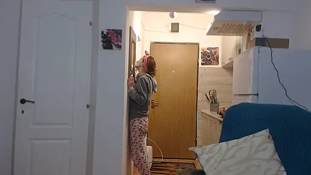 simyhvn online show from February 2025 05:10:01 AM