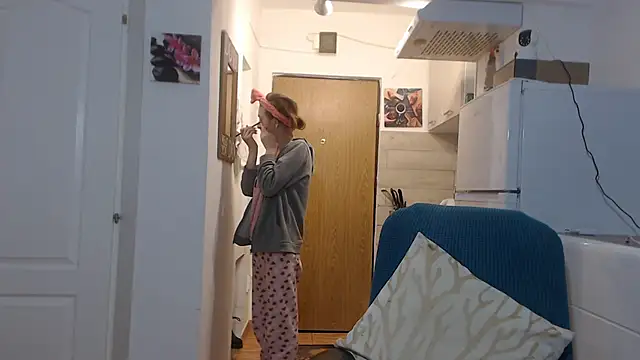 simyhvn online show from February 2025 05:09:01 AM