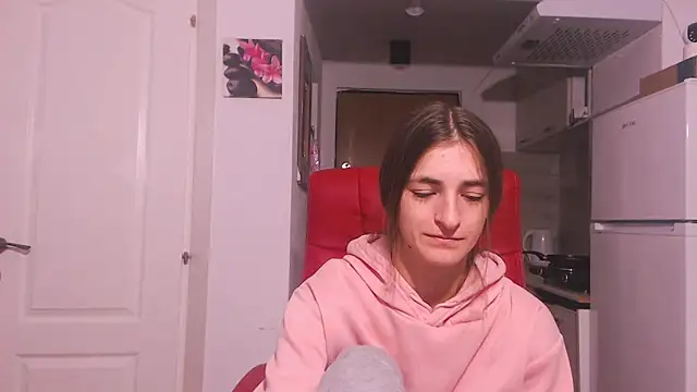 Snapshot of simyhvn chatting on November 2025 05:57:02 AM simyhvn online show from November 2025 05:57:02 AM