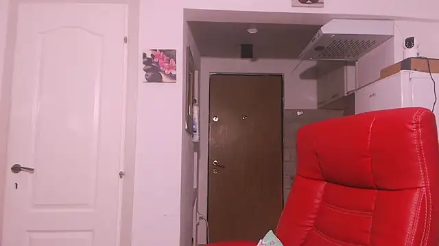 Snapshot of simyhvn chatting on December 2025 05:48:02 AM simyhvn online show from December 2025 05:48:02 AM