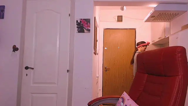 Snapshot of simyhvn chatting on January 2026 06:27:02 AM simyhvn online show from January 2026 06:27:02 AM