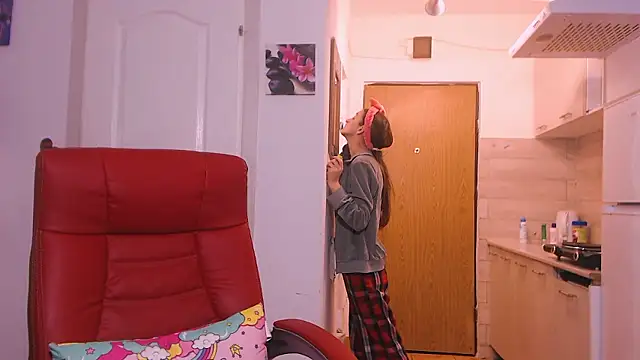 Snapshot of simyhvn chatting on January 2026 06:06:01 AM simyhvn online show from January 2026 06:06:01 AM