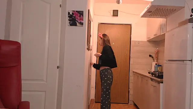 Snapshot of simyhvn chatting on February 2026 05:40:02 AM simyhvn online show from February 2026 05:40:02 AM