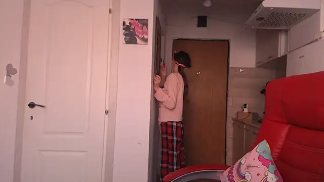 Snapshot of simyhvn chatting on March 2026 05:36:01 AM simyhvn online show from March 2026 05:36:01 AM