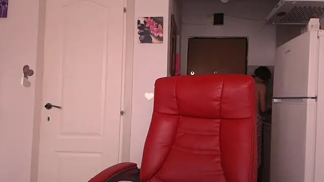 Snapshot of simyhvn chatting on April 2026 05:27:02 AM simyhvn online show from April 2026 05:27:02 AM