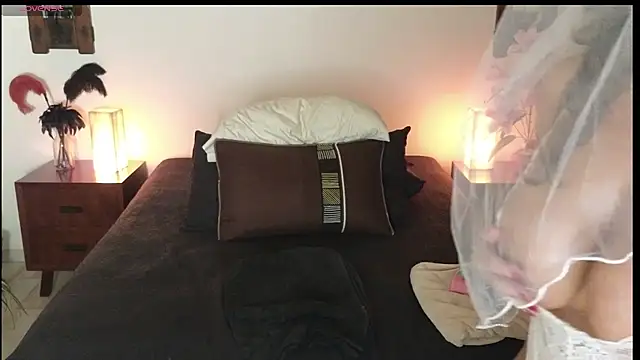 Snapshot of milfettefab chatting on January 2025 12:03:02 PM milfettefab online show from January 2025 12:03:02 PM