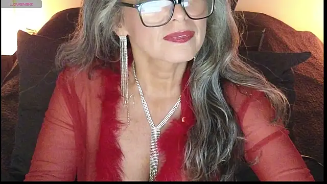 Snapshot of milfettefab chatting on February 2025 12:30:01 AM milfettefab online show from February 2025 12:30:01 AM