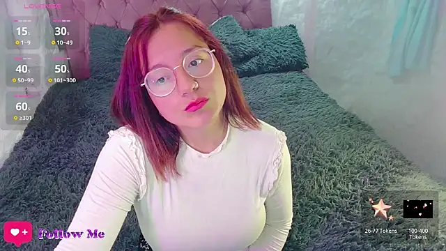 Snapshot of emma_luna1986 chatting on January 2025 09:44:02 PM emma luna1986 online show from January 2025 09:44:02 PM