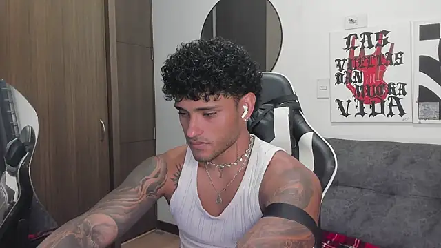 Alessandro Vanni online show from January 2026 11:40:02 PM