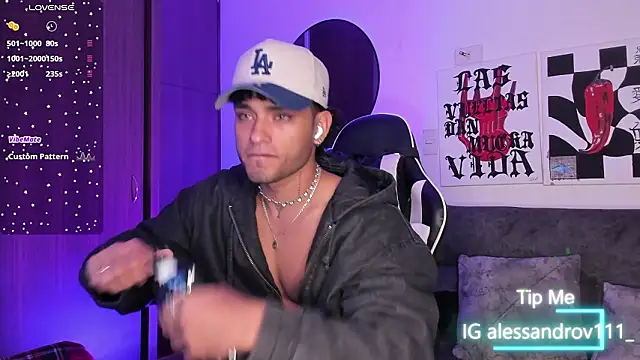 Snapshot of Alessandro_Vanni chatting on March 2026 02:15:02 AM Alessandro Vanni online show from March 2026 02:15:02 AM