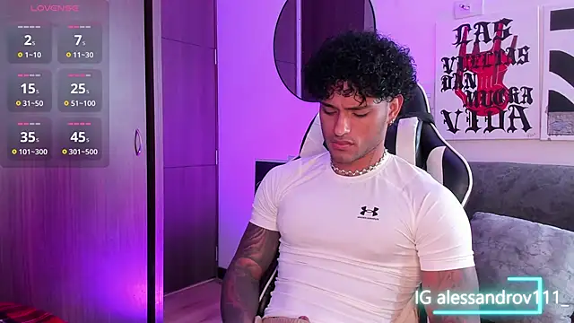 Snapshot of Alessandro_Vanni chatting on April 2026 02:28:02 PM Alessandro Vanni online show from April 2026 02:28:02 PM