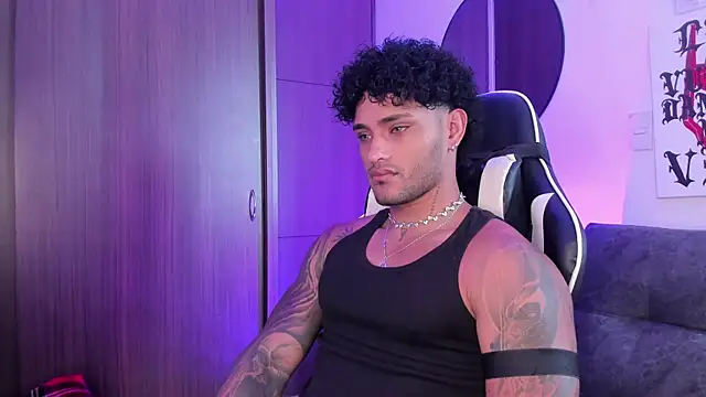 Alessandro Vanni online show from April 2026 02:26:01 PM