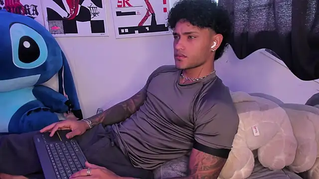 Alessandro Vanni online show from May 2026 02:14:01 PM