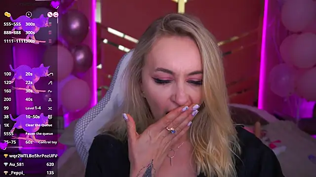 Snapshot of GraceCandy chatting on February 2025 12:57:02 AM GraceCandy online show from February 2025 12:57:02 AM