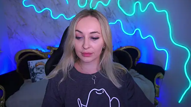 Snapshot of GraceCandy chatting on March 2025 11:53:02 PM GraceCandy online show from March 2025 11:53:02 PM