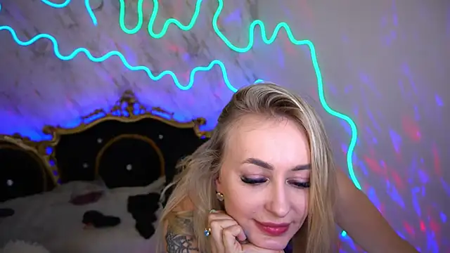 Snapshot of GraceCandy chatting on March 2025 03:21:02 AM GraceCandy online show from March 2025 03:21:02 AM