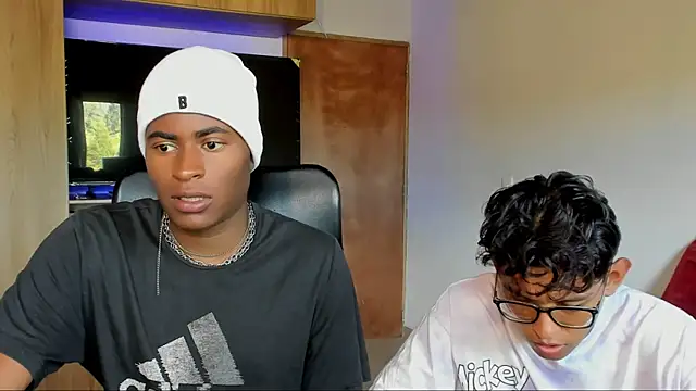 CrissBrownxxx online show from July 2026 07:32:01 PM
