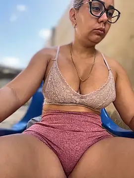 maymercy online show from March 2026 02:01:02 PM