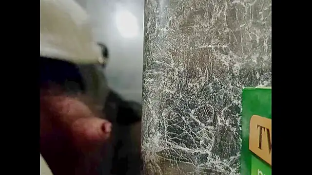 hairyuncut00 online show from December 2024 12:11:02 AM