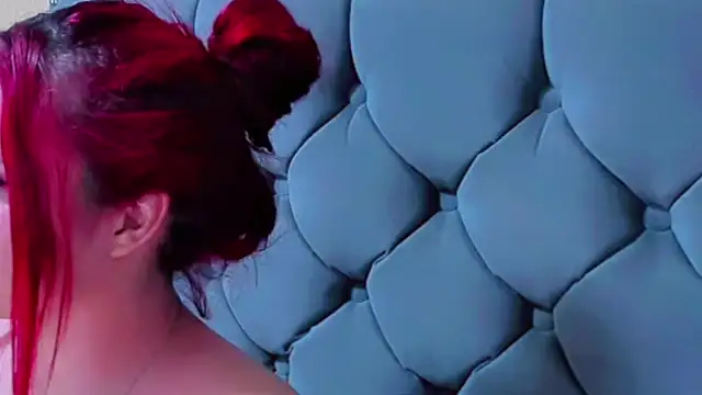 Snapshot of Imannejulienne chatting on March 2026 11:31:01 PM Imannejulienne online show from March 2026 11:31:01 PM