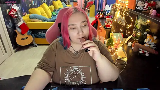 Softie Sofy online show from January 2025 03:13:01 PM