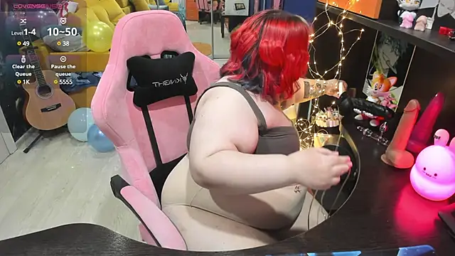 Softie Sofy online show from March 2025 12:41:02 PM