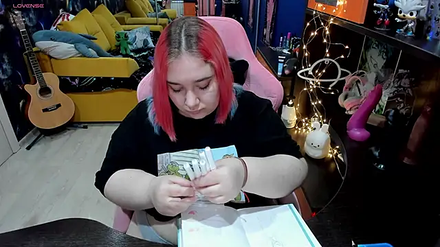 Softie Sofy online show from March 2025 09:15:02 AM