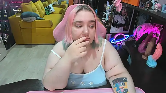 Softie Sofy online show from May 2026 03:13:01 AM