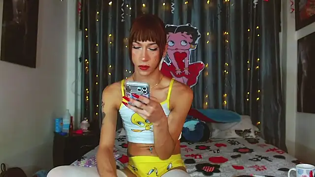 Kenisha Sweet online show from July 2026 12:25:02 AM
