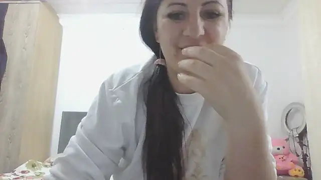 Naughtyredd online show from May 2026 10:44:01 AM