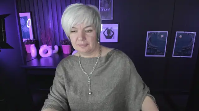 CarmenSoft online show from October 2025 08:38:01 PM