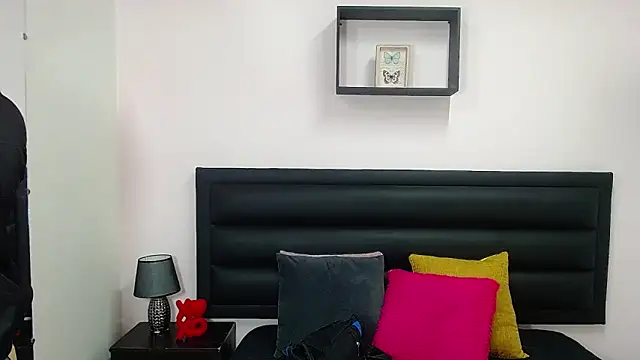 Snapshot of ares_sexxx chatting on March 2025 03:27:01 PM ares sexxx online show from March 2025 03:27:01 PM