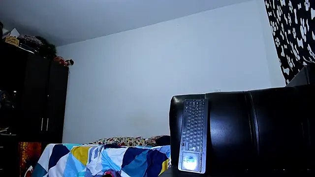 Snapshot of ares_sexxx chatting on November 2025 02:12:01 AM ares sexxx online show from November 2025 02:12:01 AM