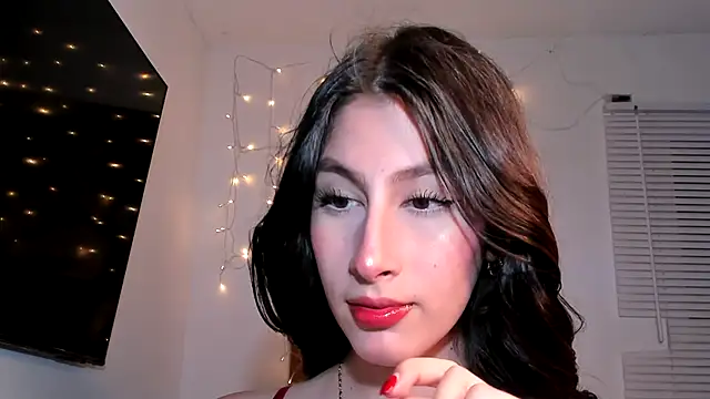 Snapshot of valeria_gonzales_ chatting on December 2024 12:28:02 AM valeria gonzales online show from December 2024 12:28:02 AM