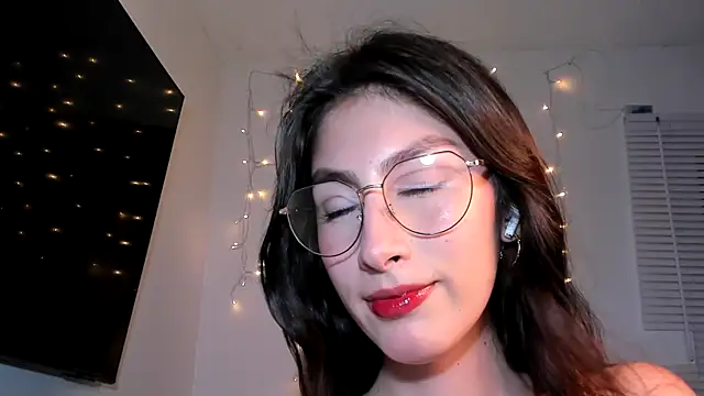 Snapshot of valeria_gonzales_ chatting on January 2025 03:29:02 AM valeria gonzales online show from January 2025 03:29:02 AM