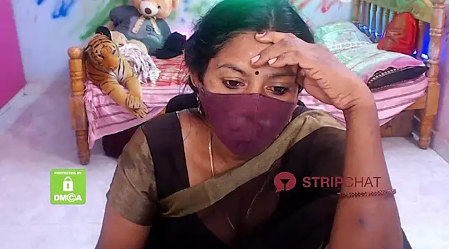 Snapshot of Novapol chatting on December 2024 05:55:02 PM Novapol online show from December 2024 05:55:02 PM