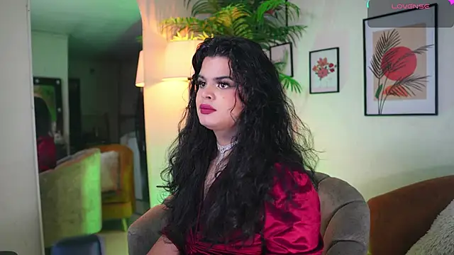 Snapshot of artechloe chatting on February 2025 08:53:02 PM artechloe online show from February 2025 08:53:02 PM