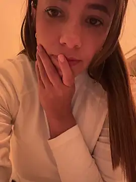 Snapshot of Hall_16 chatting on January 2025 10:31:01 PM Hall 16 online show from January 2025 10:31:01 PM