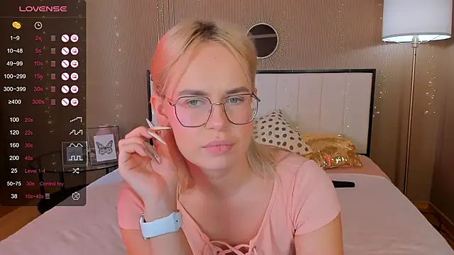 Snapshot of bellatip chatting on February 2025 06:56:02 AM bellatip online show from February 2025 06:56:02 AM