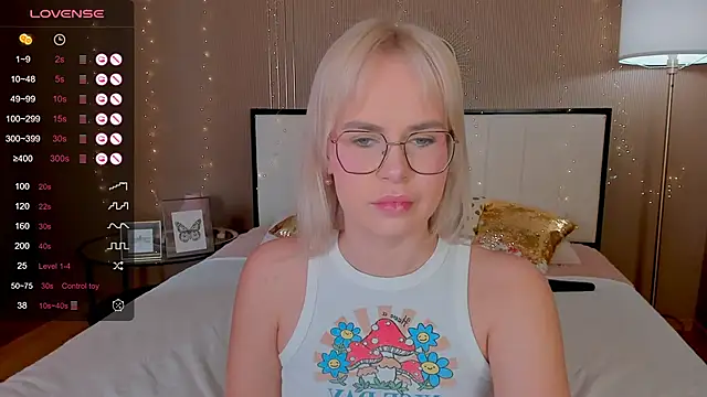 Snapshot of bellatip chatting on March 2025 04:07:02 AM bellatip online show from March 2025 04:07:02 AM