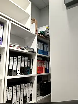 207RCCam online show from November 2025 02:49:02 PM