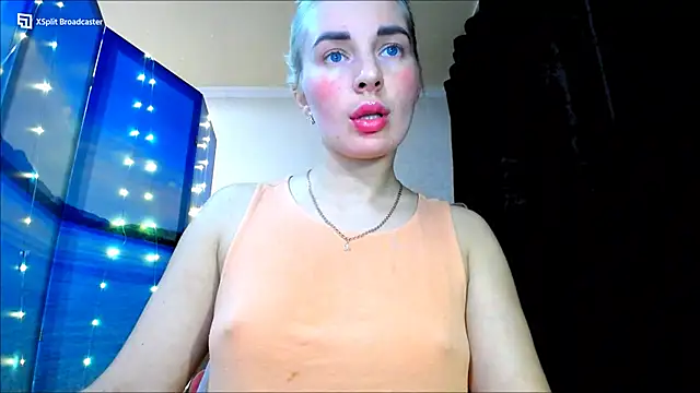 Snapshot of miaa_sunn chatting on December 2024 09:57:01 PM miaa sunn online show from December 2024 09:57:01 PM